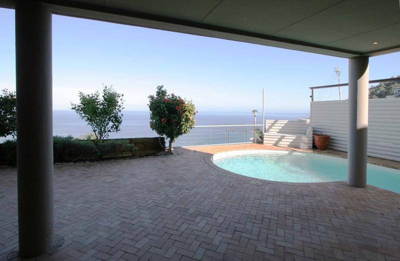 To Let 4 Bedroom Property for Rent in Clifton Western Cape